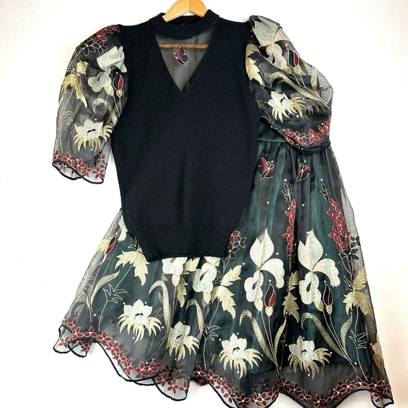 de Lanthume Dresses & Skirts - Vintage de Lanthume Embroidered Sweater & Skirt Set Elegant Party